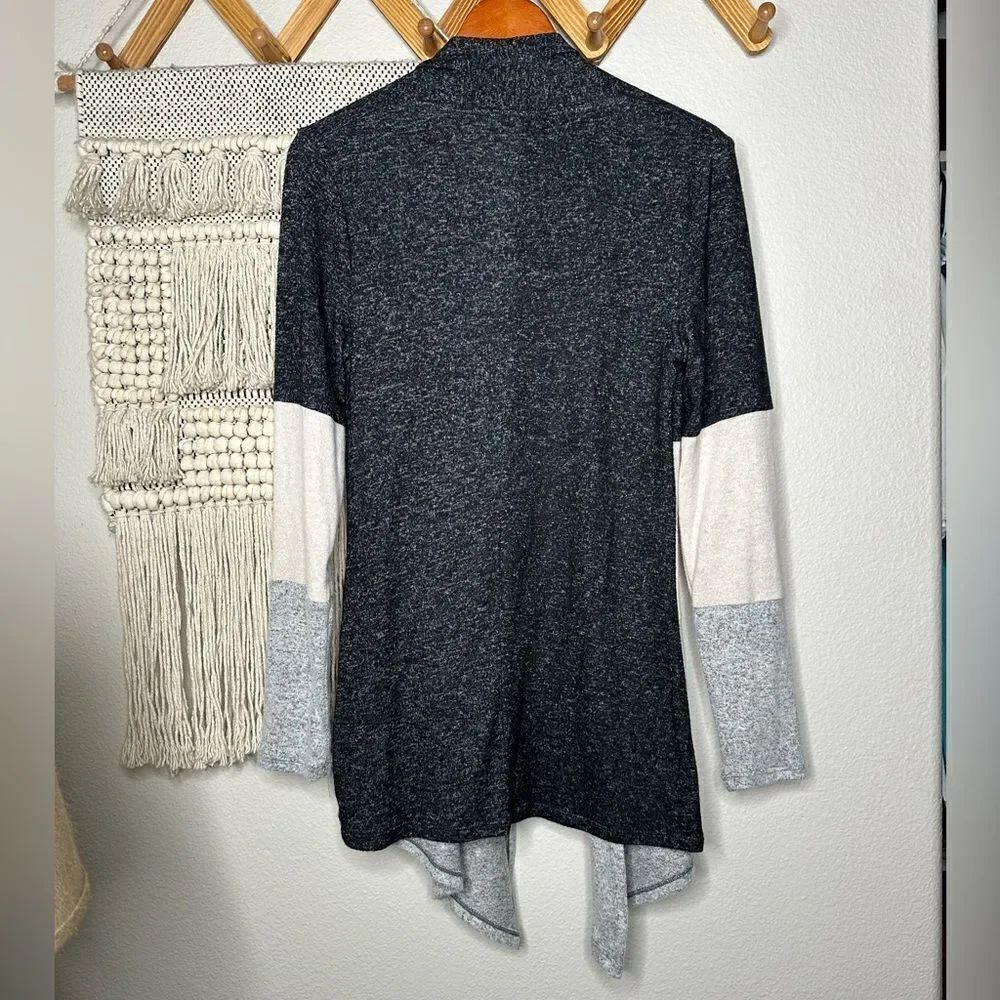 Grey Color-block Striped Open-front Sweater Small - Picture 2 of 4